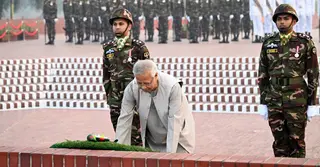 জাতীয় স্মৃতিসৌধে প্রধান উপদেষ্টার শ্রদ্ধা নিবেদন